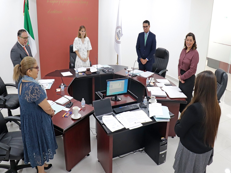 Designa Pleno del Tribunal Anticorrupción jueza administrativa en Uruapan